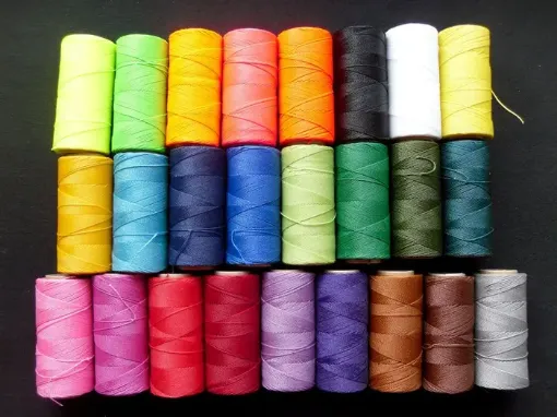 hilo polyester cordon encerado fino linhasita 100grs 150mts varios colores 0