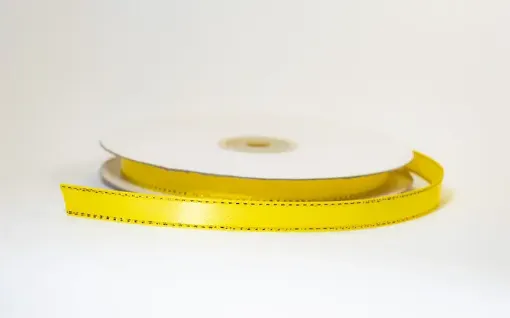 cinta satinada borde metalizado ancho 3 8 1cm por 5mts color amarillo oro 0
