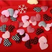 aplique parche tela doble cara modelo corazon rojo 32x27mms x10 unidades surtidas 0