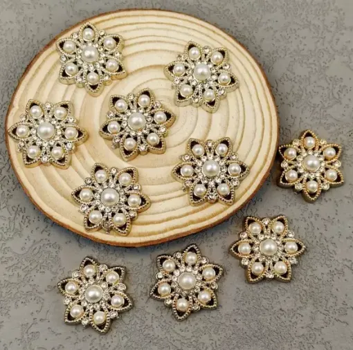 aplique acrilico forma flor 26mms 6 petalos perlas por 5 unidades 0
