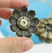 porta incienso metal forma flor medida 37mms por unidad 3
