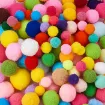 set pompones 30mms paquete 100 unidades medidas colores surtidos 3