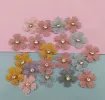 aplique para tela modelo flor 23mm strass x20 unidades colroes pasteles surtidos 0