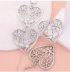dije colgante metalico modelo corazon flores calado medida 28x28mms x5 unidades 0