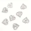 dije colgante metalico modelo corazon calado strass medida 18x18mms x5 unidades color plateado 0