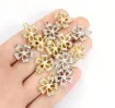 dije colgante metalico modelo flor 5 petalos strass perla medida 17x15mms x5 unidades color dorado 1