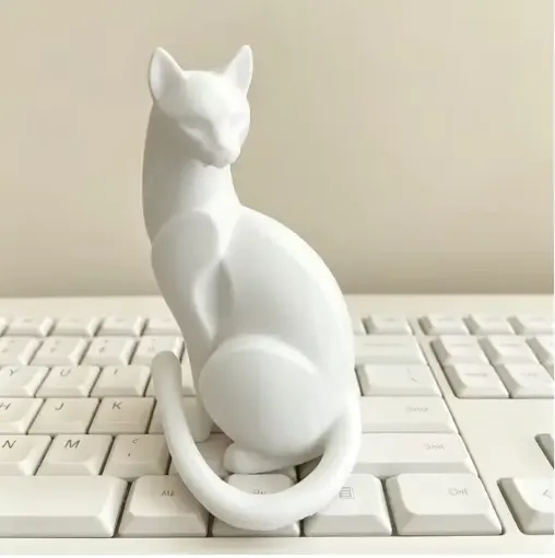 pieza impresion 3d abs modelo gato sentado elegante medida 67x65x110mms color blanco 0