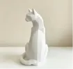 pieza impresion 3d abs modelo gato sentado elegante medida 67x65x110mms color blanco 2