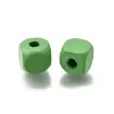cuentas madera cubo 8mms pintadas x500 unidades color verde 2