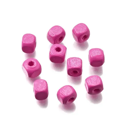 cuentas madera cubo 6mms pintadas x100 unidades aprox color fucsia 0
