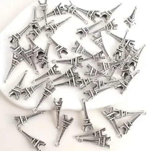 dije colgante metalico modelo torre eiffel 3d medida 8x6x24mms x10 unidades color plata antigua 0